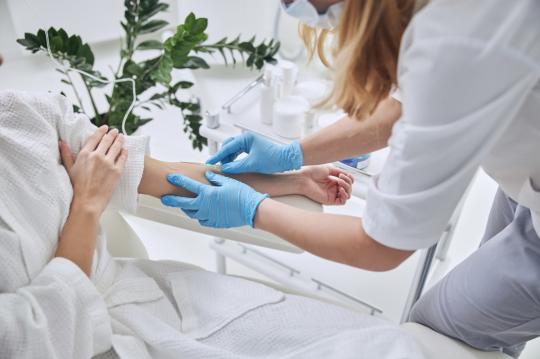 Evde Serum Takılması